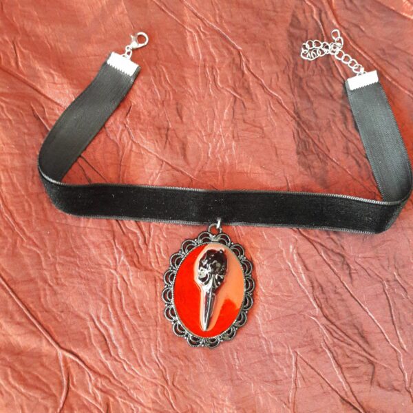 Choker gothique crâne de corbeau – Image 3