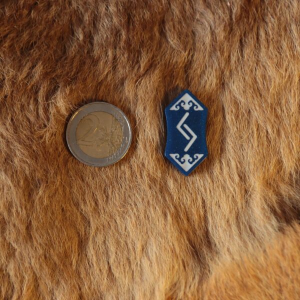 Runes de l'alphabet futhark viking avec sa boite de rangement en bois – Image 3