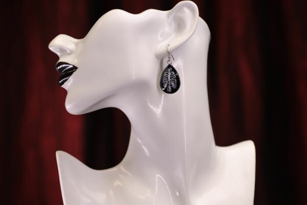 Boucles d'oreilles cage thoracique – Image 2