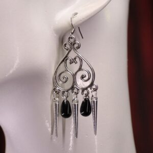 Boucles d'oreilles baroque avec coeur, perle et spike
