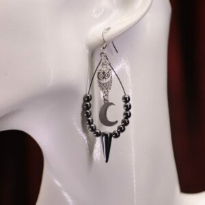 Boucles d'oreilles hibou et lune, perles en hématite et verre