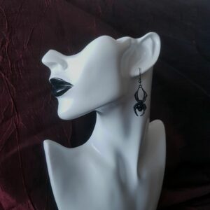 Boucles d’oreilles araignée, noire ou violette