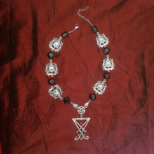 Collier avec boîte de rangement Seigneur Lucifer 4