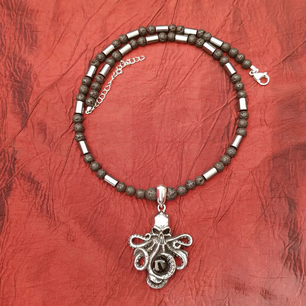 Collier Kraken homme, en lave et hématite