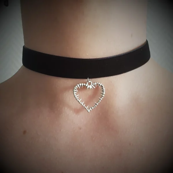 Choker coeur d'épines