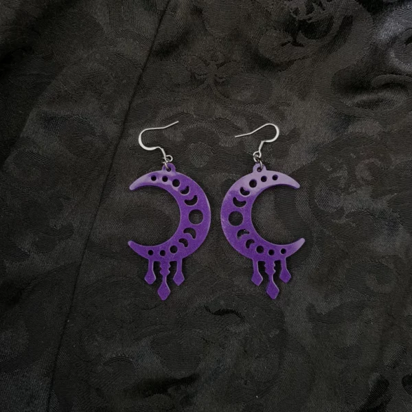 Boucles d'oreilles lune avec ses phases, en version violette