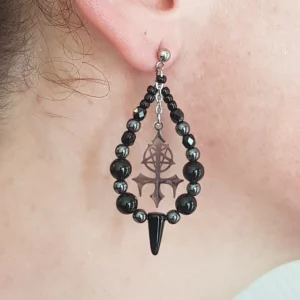 Boucles d'oreilles pentacle satanique avec croix