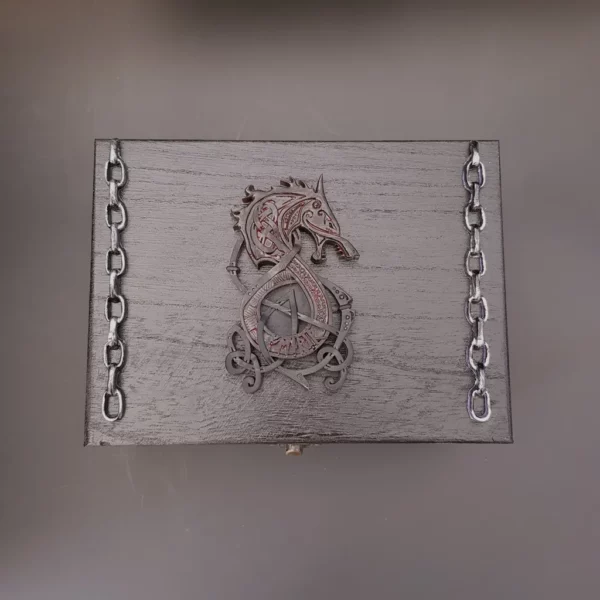 Boîte en bois décorée "Fenrir" – Image 3