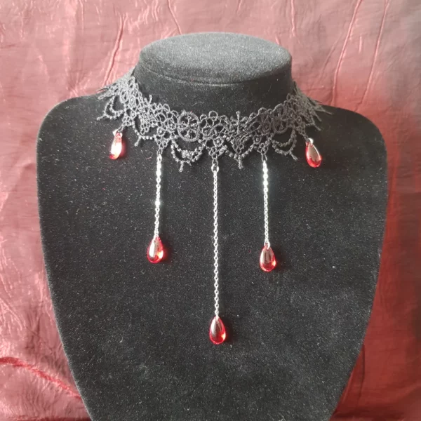 Collier ras de cou gothique en dentelle noire – Image 3