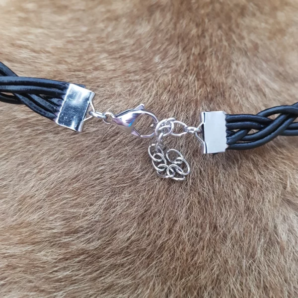 Collier en cuir tressé runes viking et Mjöllnir – Image 6