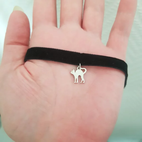 Collier ras de cou chat de sorcière – Image 3