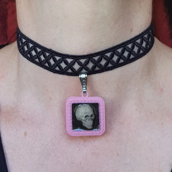 Collier gothique lolita tête de mort