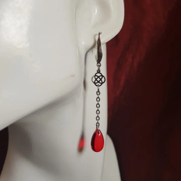 Boucles d'oreilles celtique avec perles rouge ou bleu