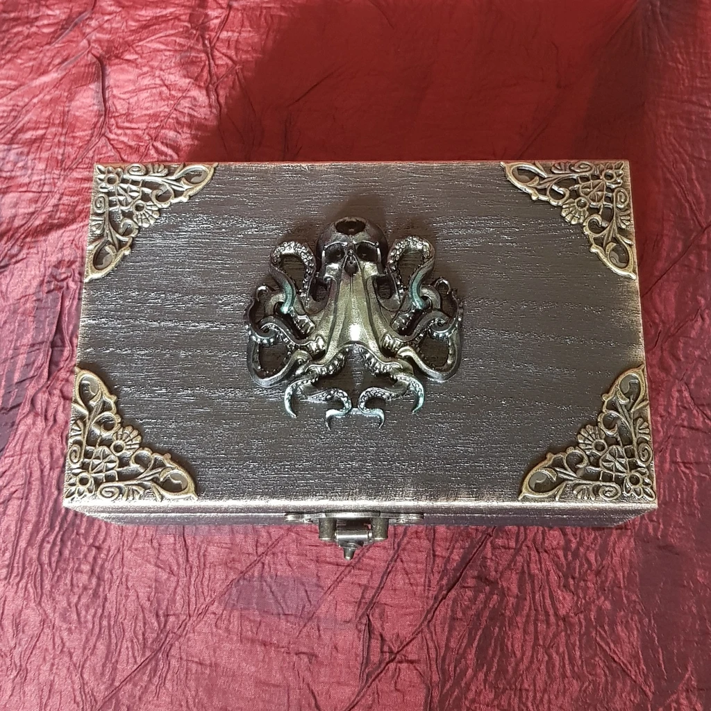 Boîte en bois décorée Kraken – Image 6