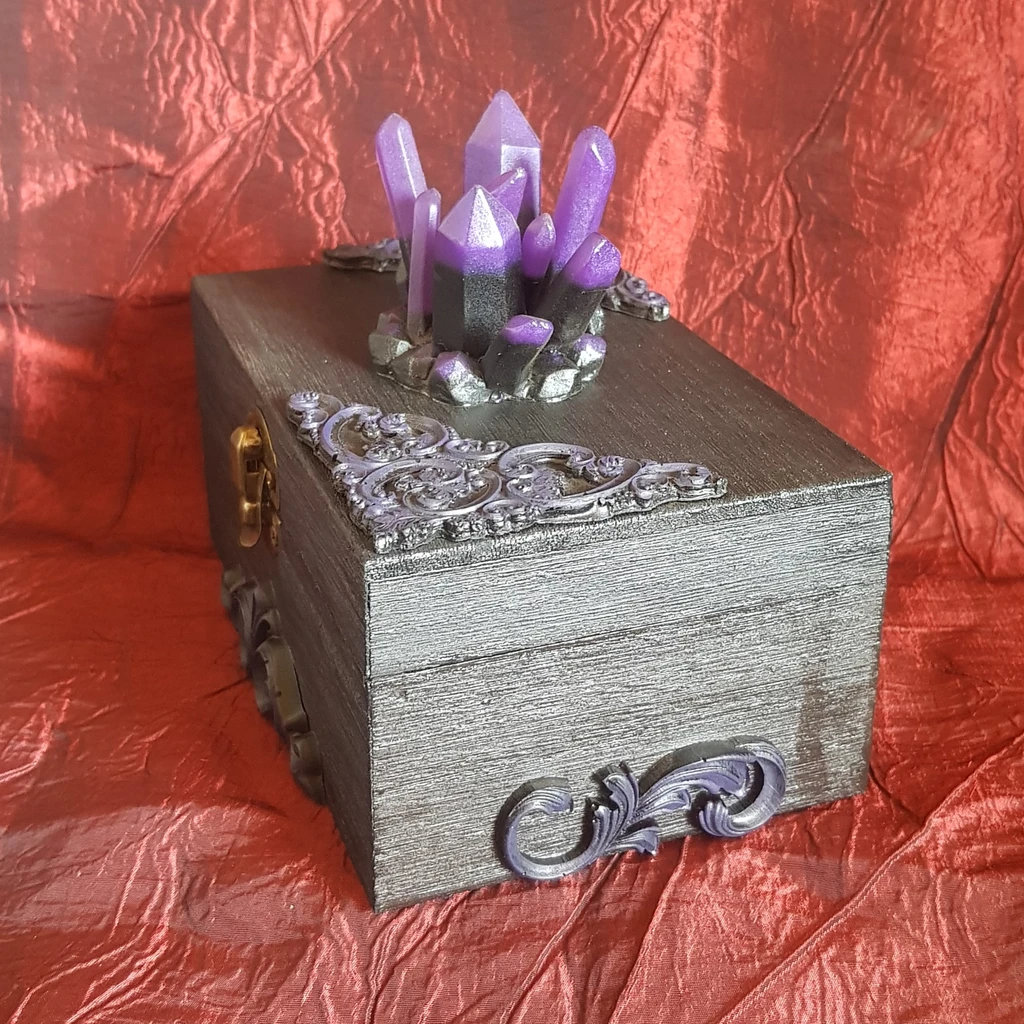 Boîte en bois décorée witchy cristaux violet – Image 3
